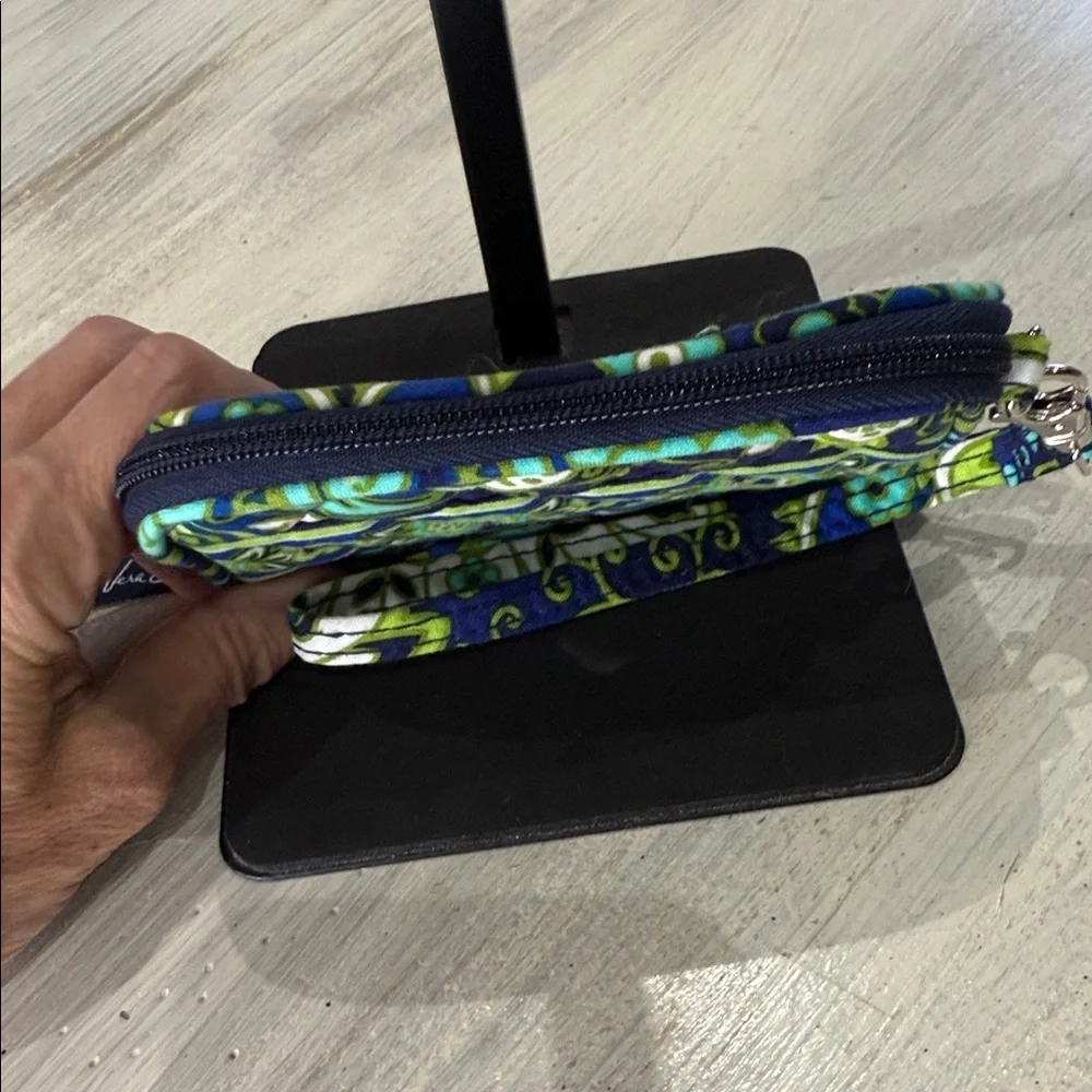 Vera Bradley chic wristlet